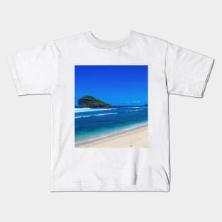 Watu Karung lagoon sand beach with a rock island looks like a Sphinx Kids T-Shirt